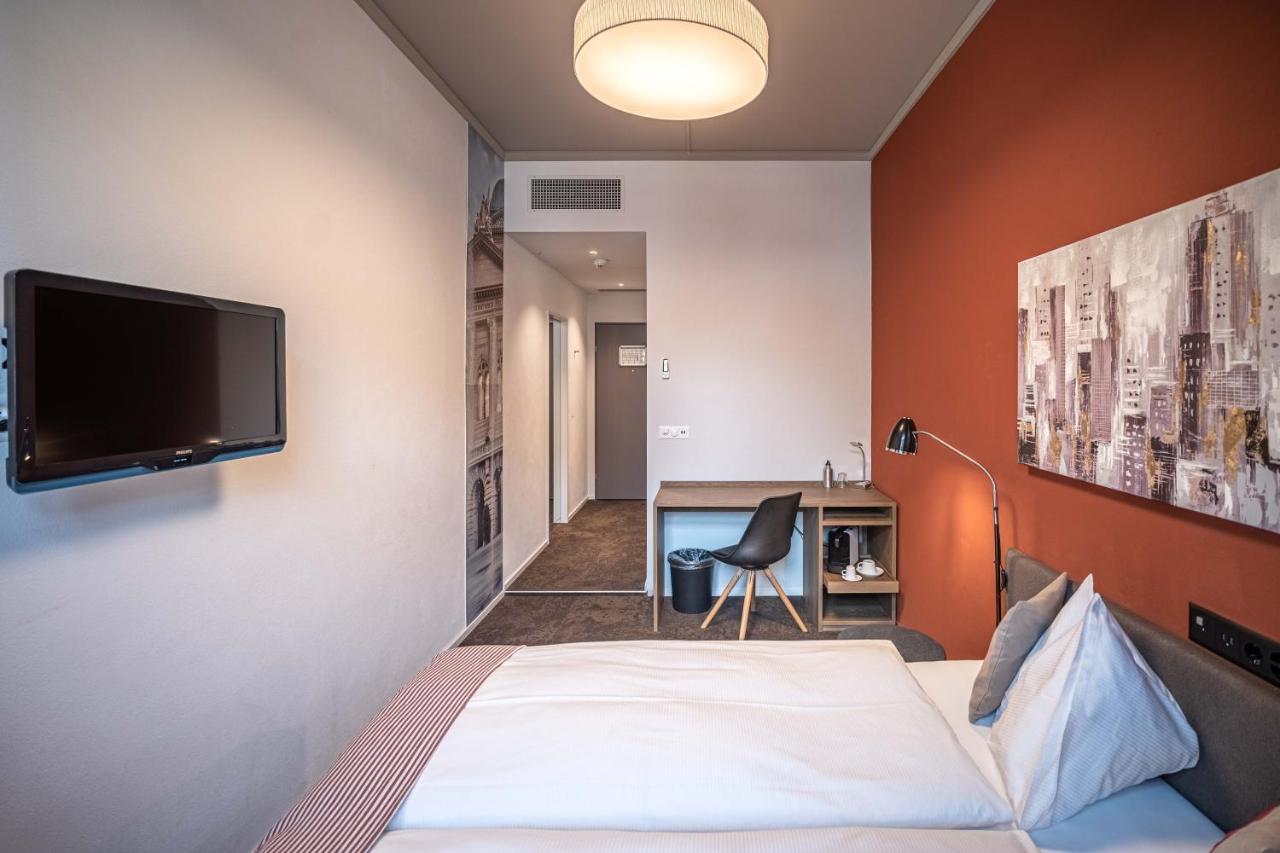 Hotel Baeren Am Bundesplatz Берн Экстерьер фото