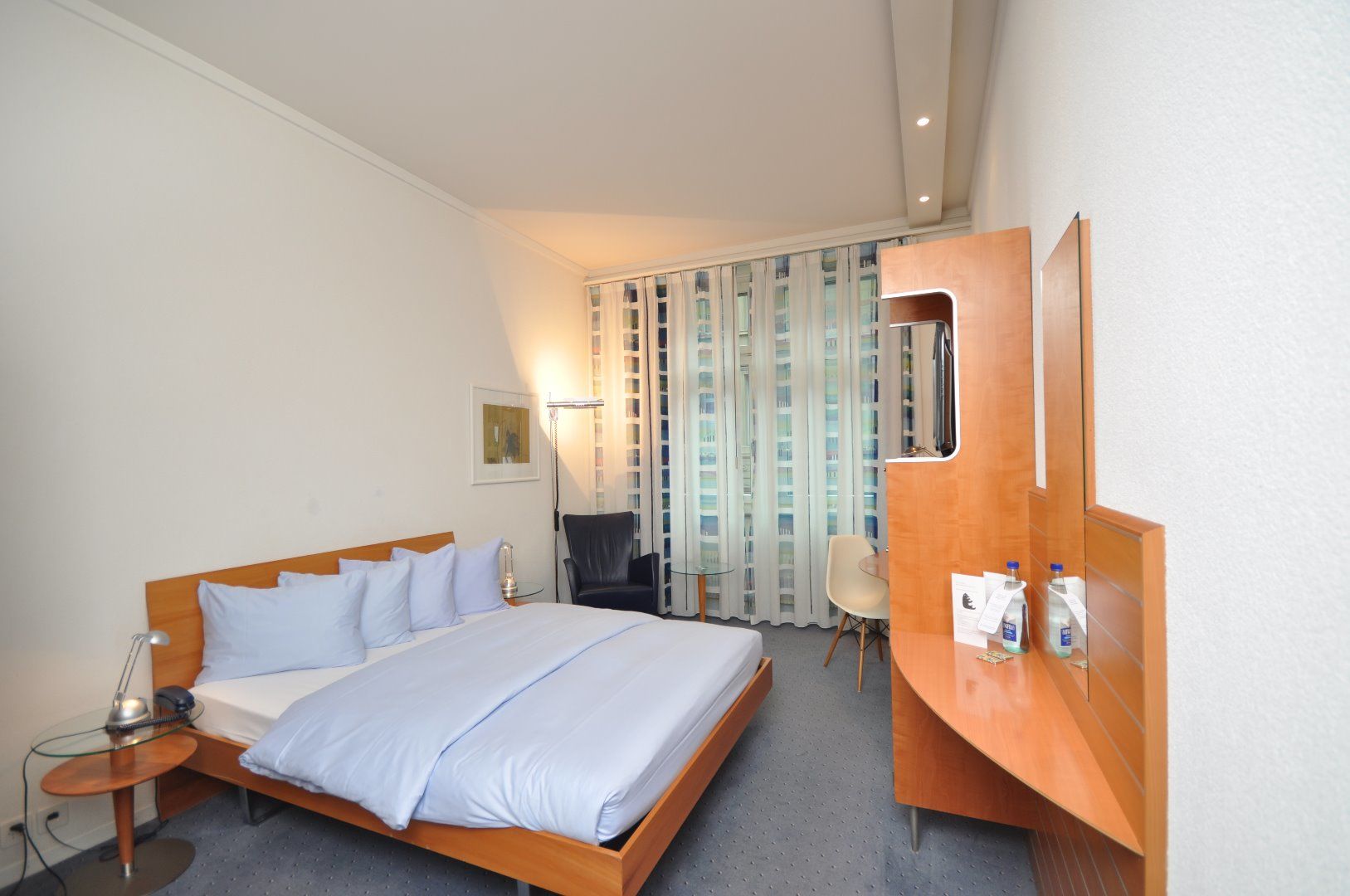 Hotel Baeren Am Bundesplatz Берн Номер фото