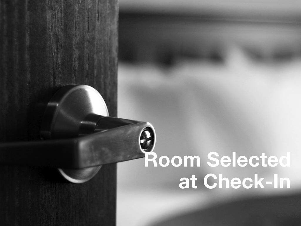 Hotel Baeren Am Bundesplatz Берн Экстерьер фото